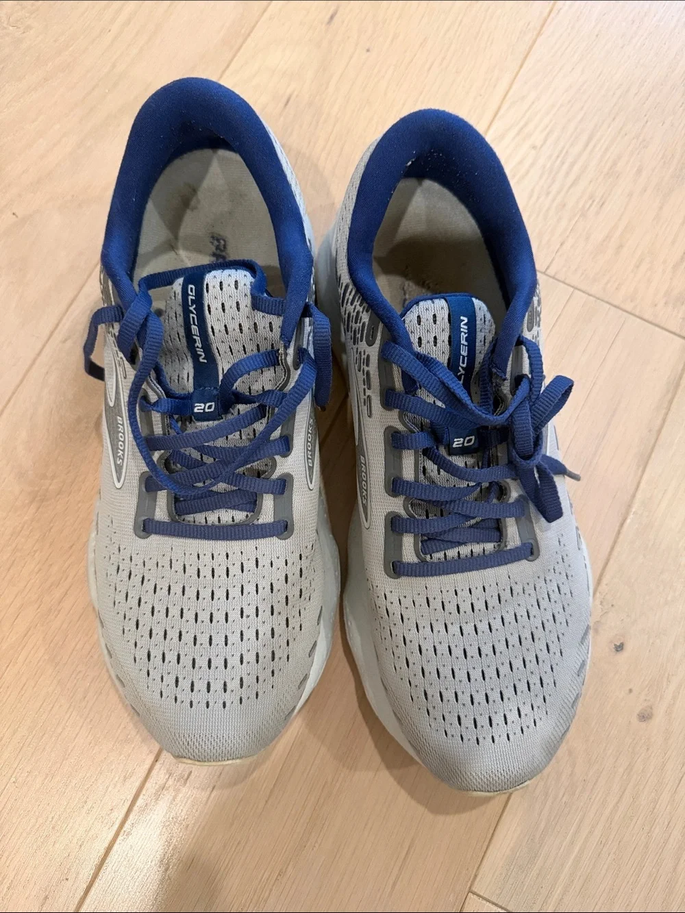 Men’s Brooks Lightweight Running Shoes in Gray and Blue